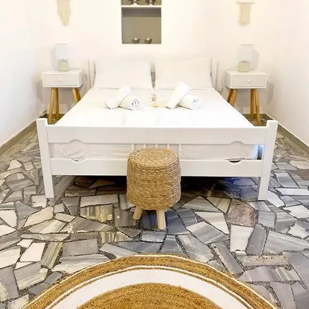 Danae's Cycladic House ヴィラ Alikí