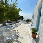 Danae's Cycladic House فيلة Alikí