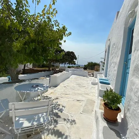 Danae's Cycladic House Villa Alikí