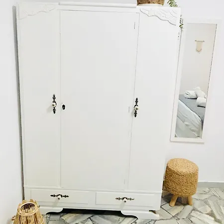 Danae's Cycladic House Alikí