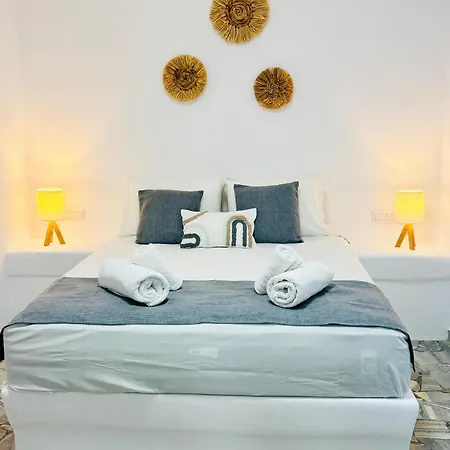 Danae's Cycladic House * Aliki (Paros)